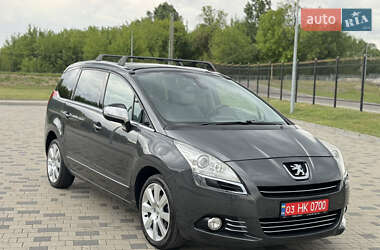 Мікровен Peugeot 5008 2011 в 