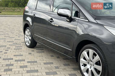 Мікровен Peugeot 5008 2011 в 
