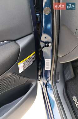 Мікровен Peugeot 5008 2010 в 
