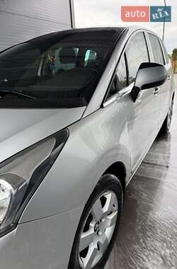 Мікровен Peugeot 5008 2014 в Золочеві