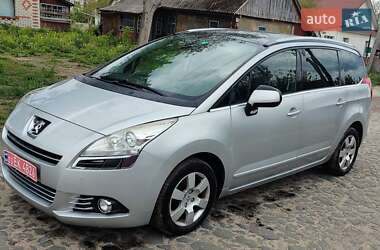 Микровэн Peugeot 5008 2010 в Старой Выжевке