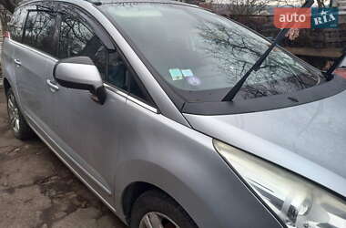 Микровэн Peugeot 5008 2010 в 