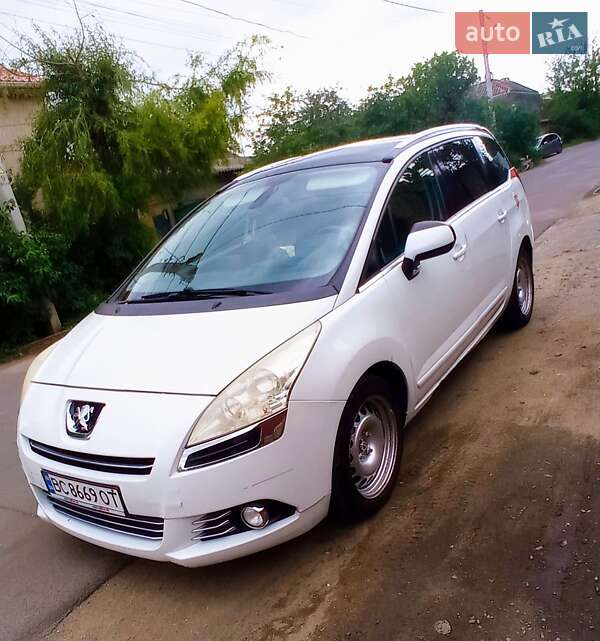 Peugeot 5008 2010