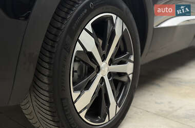 Внедорожник / Кроссовер Peugeot 5008 2019 в 