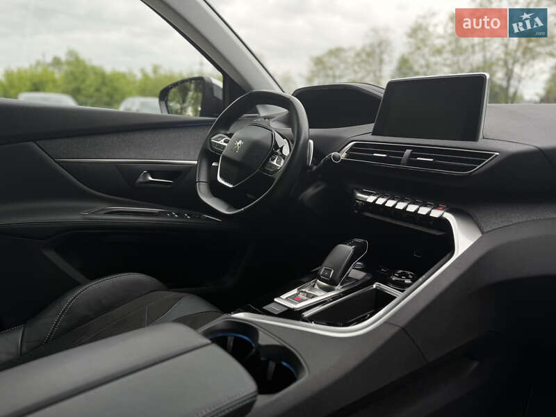 Внедорожник / Кроссовер Peugeot 5008 2019 в Ивано-Франковске