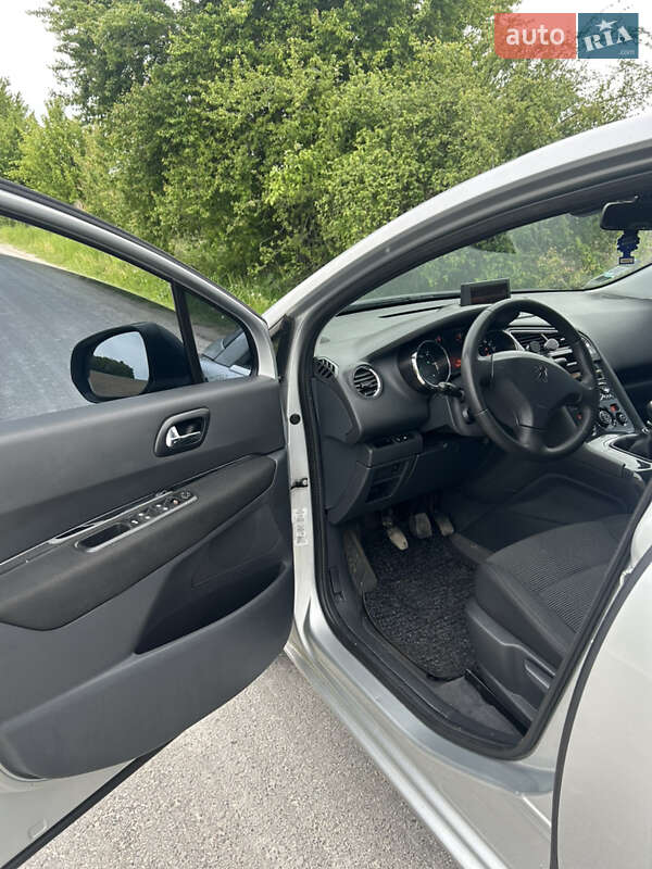 Мікровен Peugeot 5008 2010 в Івано-Франківську