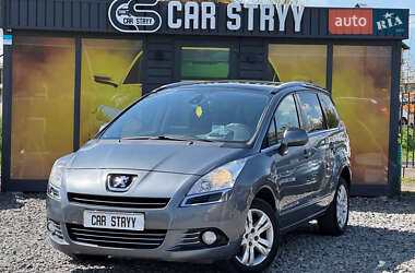 Мікровен Peugeot 5008 2011 в Стрию