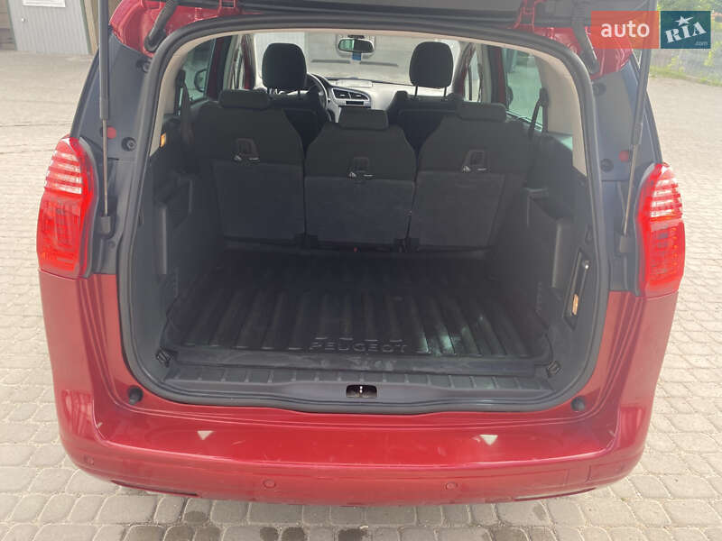 Микровэн Peugeot 5008 2012 в Чорткове