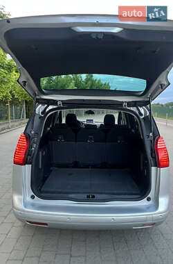 Микровэн Peugeot 5008 2011 в 
