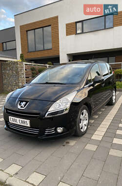 Мікровен Peugeot 5008 2013 в 
