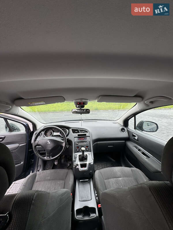 Мікровен Peugeot 5008 2015 в Львові