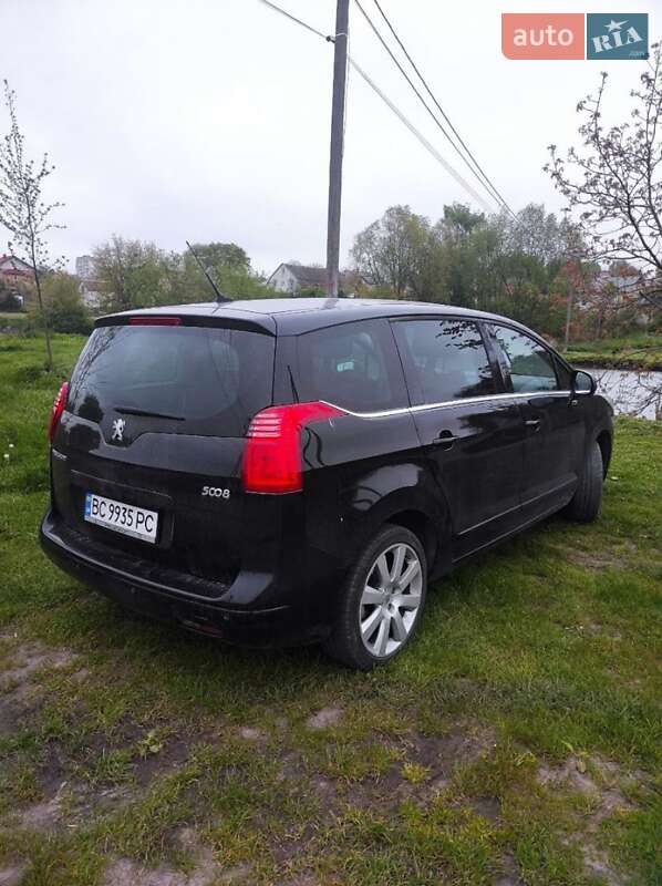 Мікровен Peugeot 5008 2010 в Львові