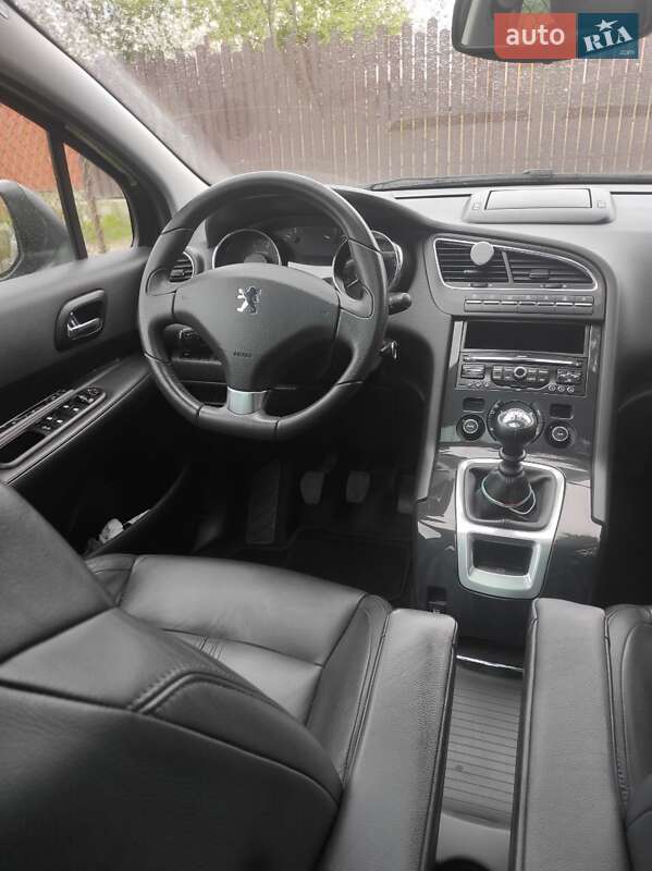 Мікровен Peugeot 5008 2010 в Львові