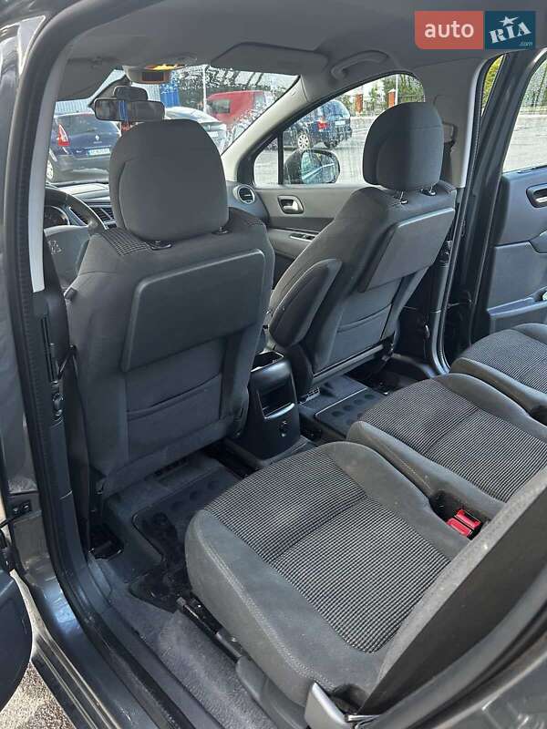 Мікровен Peugeot 5008 2013 в Дрогобичі
