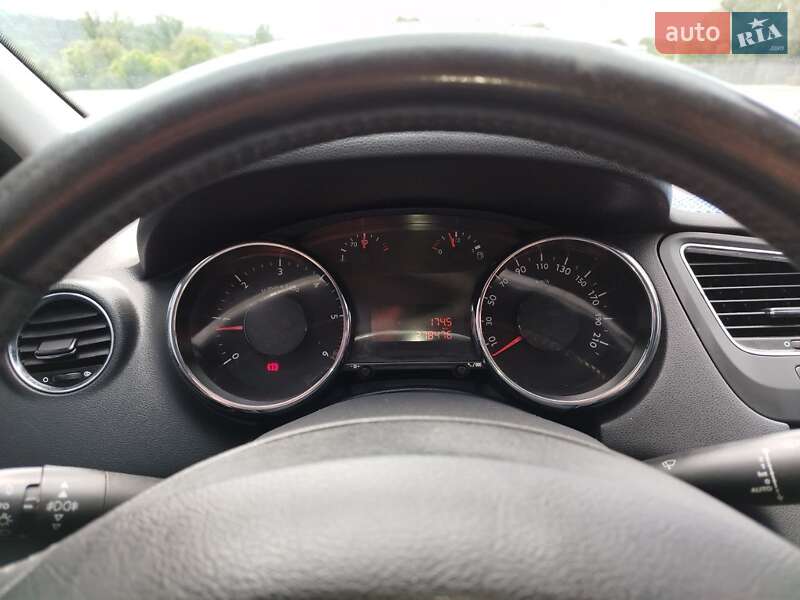 Мікровен Peugeot 5008 2009 в Чернівцях