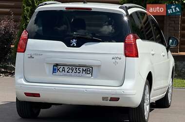 Микровэн Peugeot 5008 2010 в 