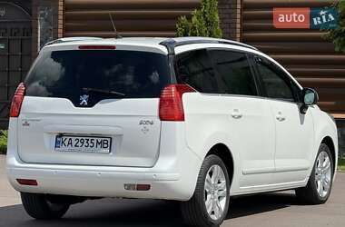 Микровэн Peugeot 5008 2010 в 