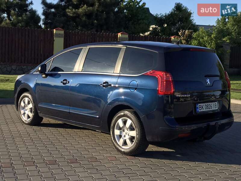 Мікровен Peugeot 5008 2010 в Луцьку