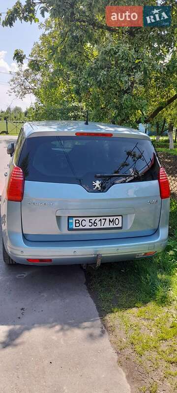 Мікровен Peugeot 5008 2009 в Стрию