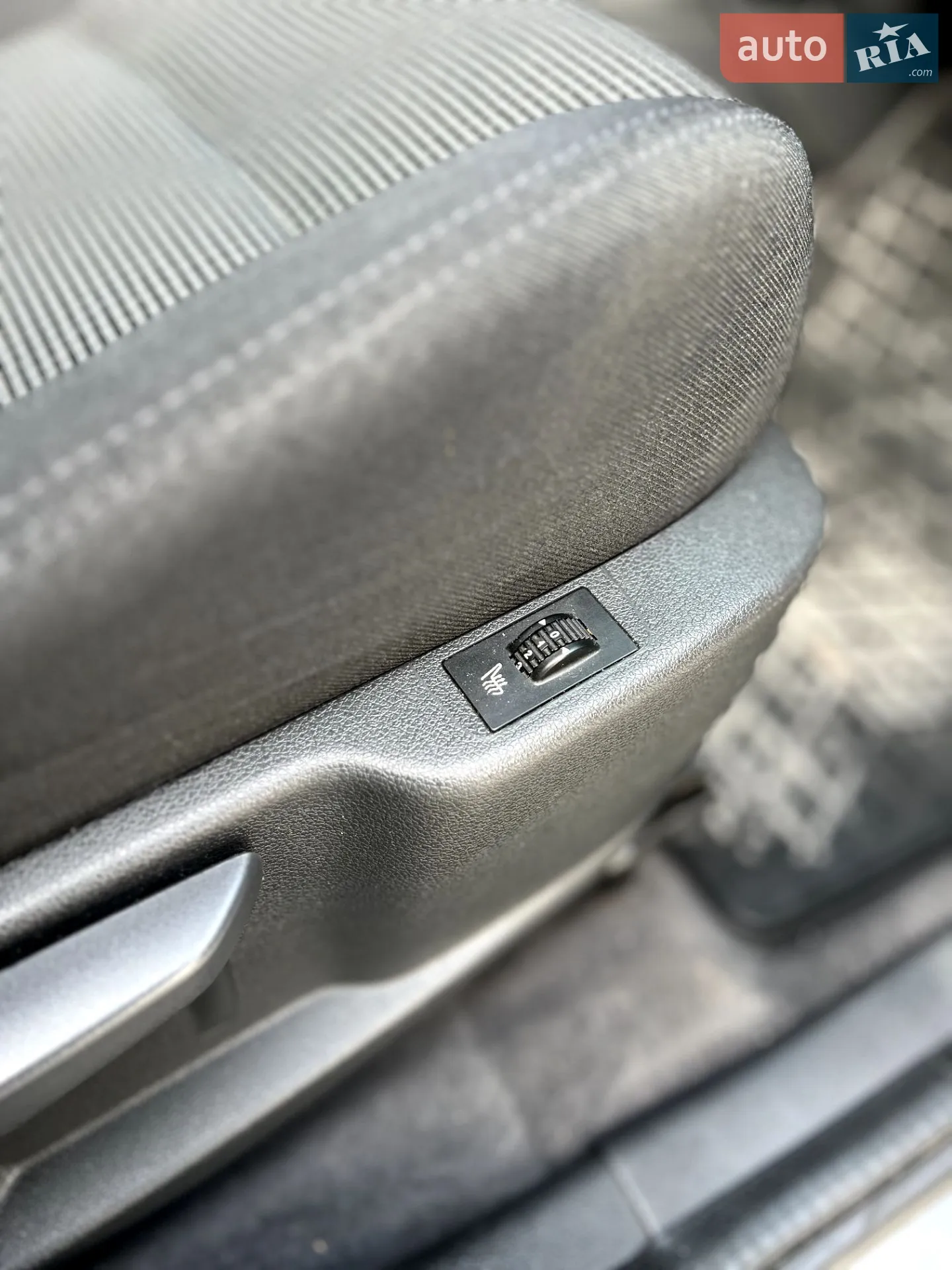 2010 Peugeot 5008 - мініатюра 15