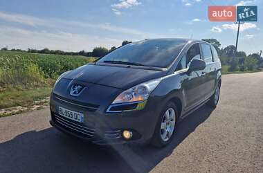 Мікровен Peugeot 5008 2011 в 