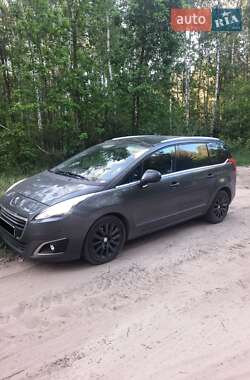 Мікровен Peugeot 5008 2013 в Сумах