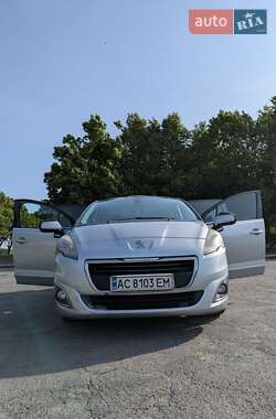 Микровэн Peugeot 5008 2014 в 