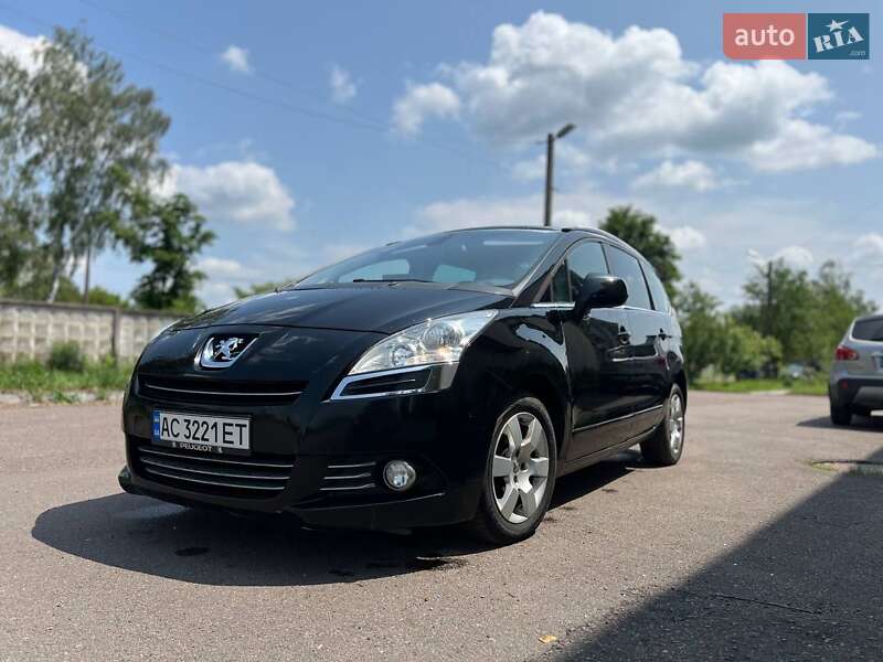 Мікровен Peugeot 5008 2013 в Шептицькому