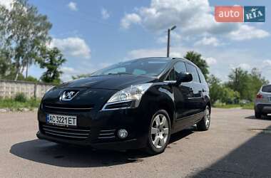 Микровэн Peugeot 5008 2013 в 