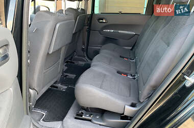 Мікровен Peugeot 5008 2014 в 