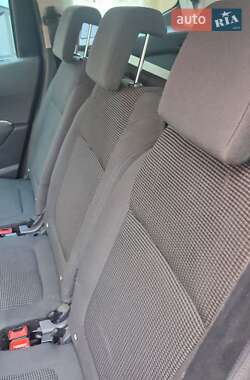 Микровэн Peugeot 5008 2011 в 