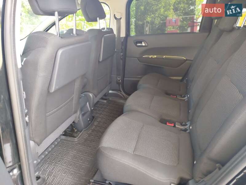Микровэн Peugeot 5008 2010 в Житомире