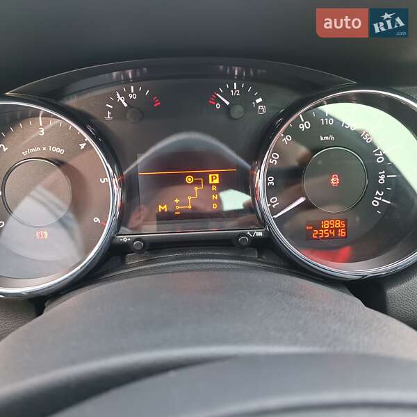 Микровэн Peugeot 5008 2011 в Золочеве