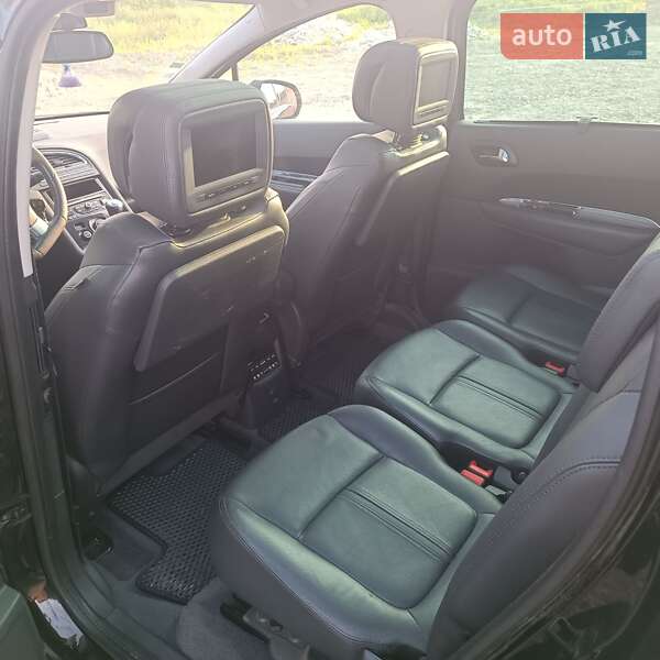 Микровэн Peugeot 5008 2011 в Золочеве