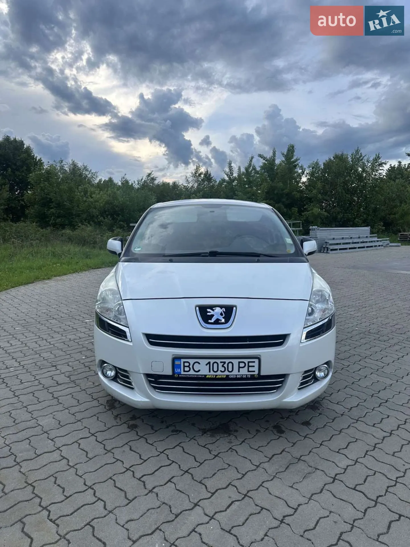 2011 Peugeot 5008 - мініатюра 10