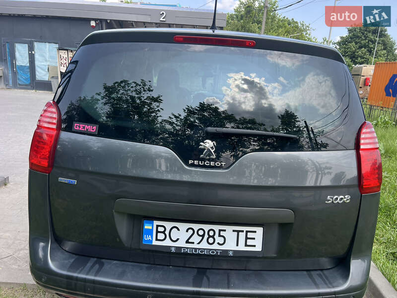 Мікровен Peugeot 5008 2016 в Львові