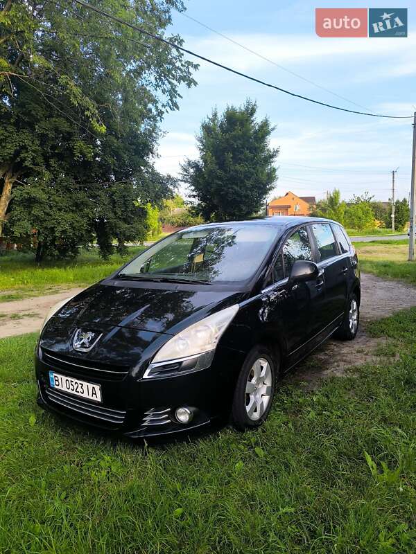 Мікровен Peugeot 5008 2010 в Полтаві