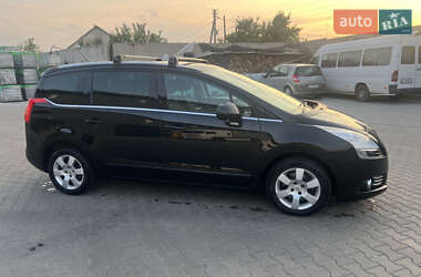 Микровэн Peugeot 5008 2011 в 