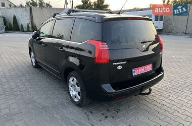 Микровэн Peugeot 5008 2011 в 