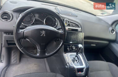 Микровэн Peugeot 5008 2015 в 
