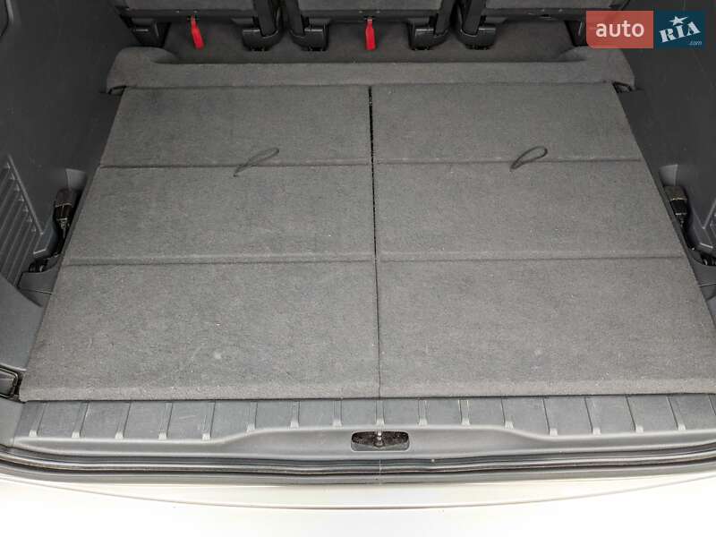 Мікровен Peugeot 5008 2010 в Кам'янець-Подільському