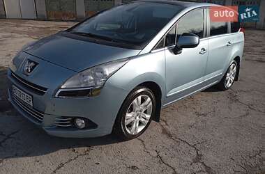 Микровэн Peugeot 5008 2010 в 
