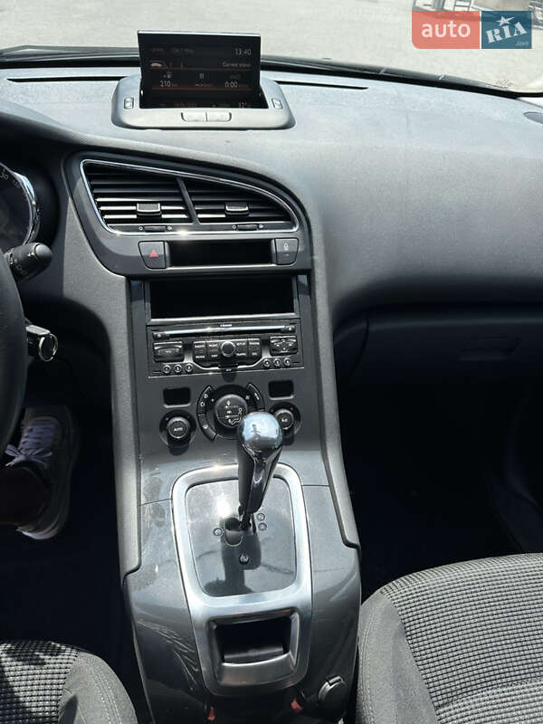 Мікровен Peugeot 5008 2012 в Львові