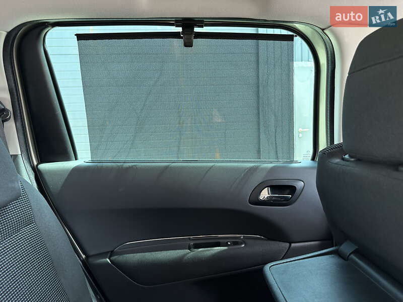 Мікровен Peugeot 5008 2012 в Львові