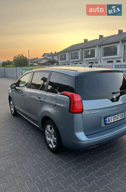 Микровэн Peugeot 5008 2010 в 