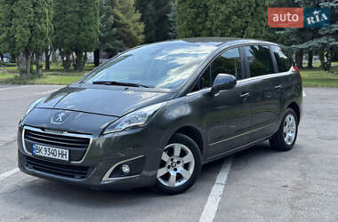 Микровэн Peugeot 5008 2015 в Ровно