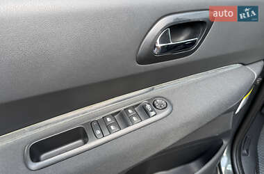 Мікровен Peugeot 5008 2015 в 