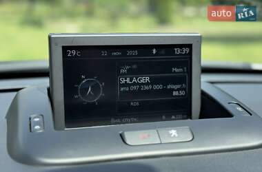 Мікровен Peugeot 5008 2015 в 