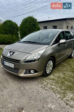 Микровэн Peugeot 5008 2010 в Харькове