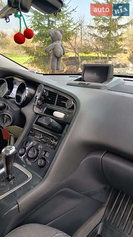 Мікровен Peugeot 5008 2013 в Тернополі